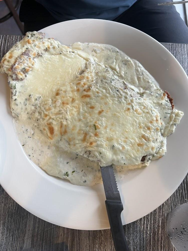 Amedeo Restaurant & Lounge