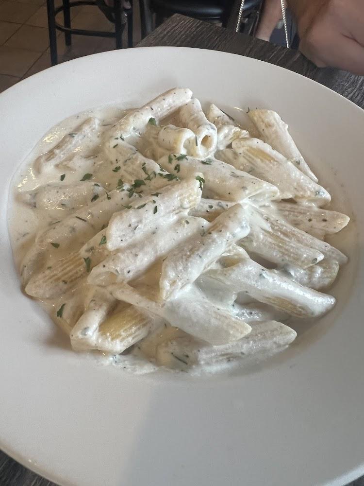 Amedeo Restaurant & Lounge
